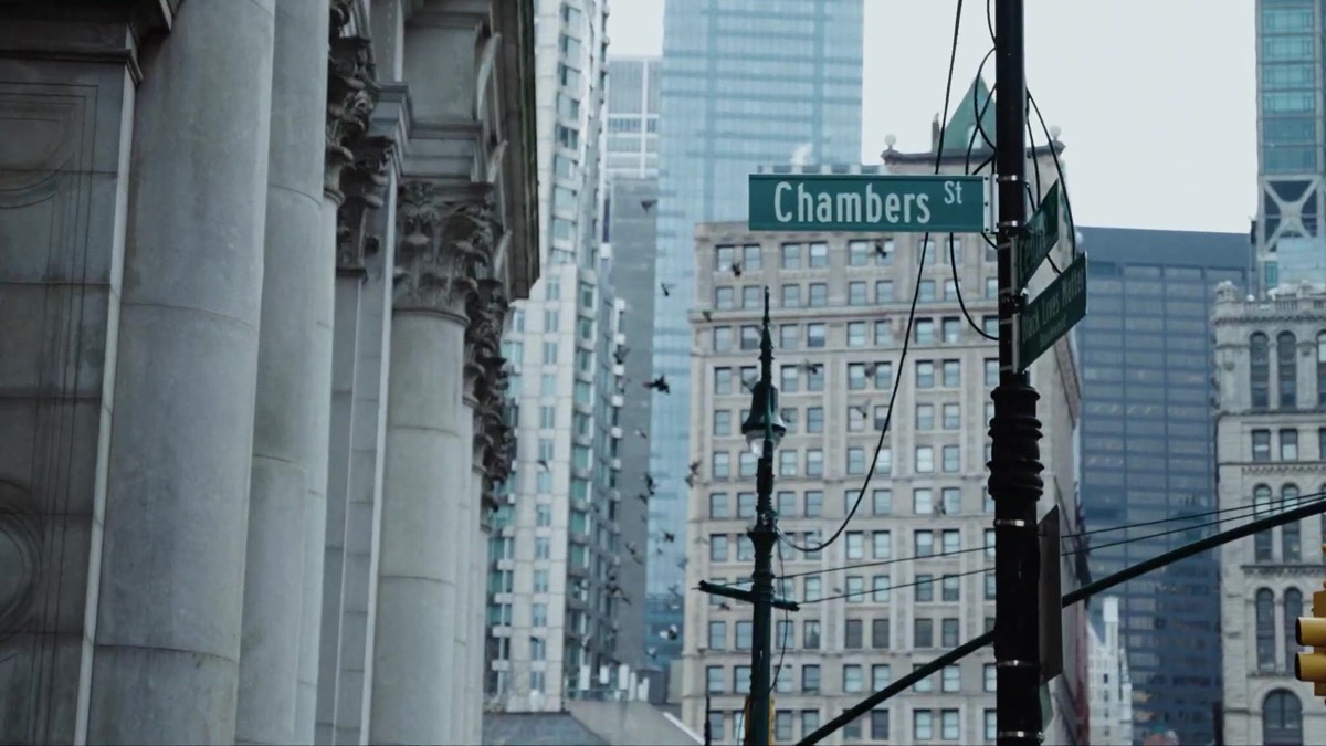Chambers Street sign near the criminal courthouse